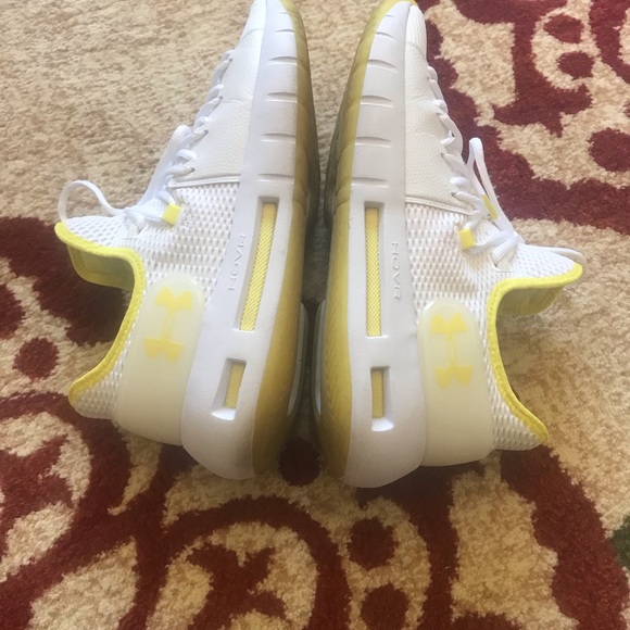 Under armour shoes sz 12 - Picture 3 of 4